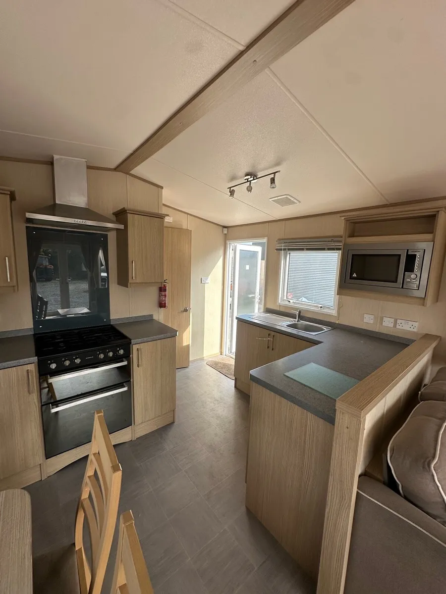 ABI HARTFIELD 38 x 12.6 / 3 Bedrooms - Image 4