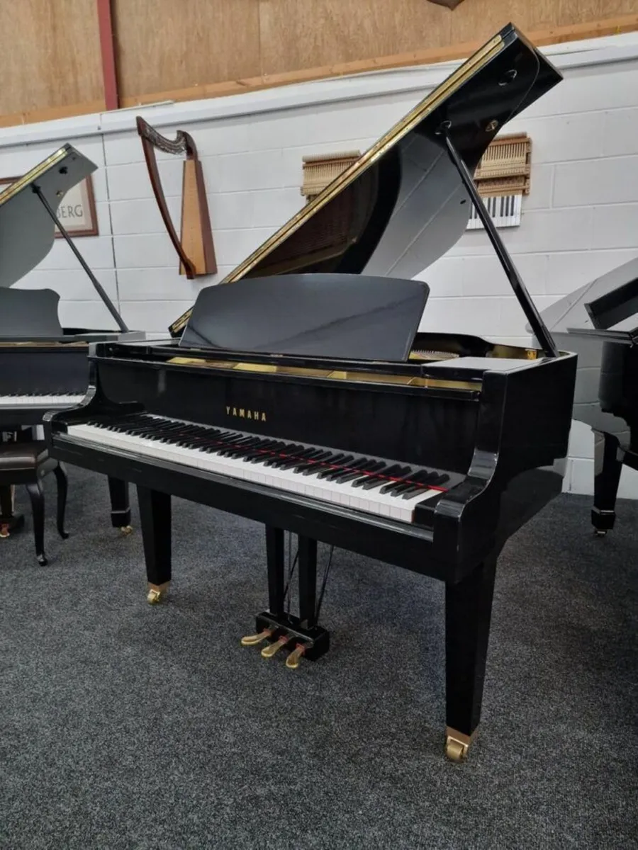 Yamaha GH1 Grand Piano | c.1989 | Polished Ebony
