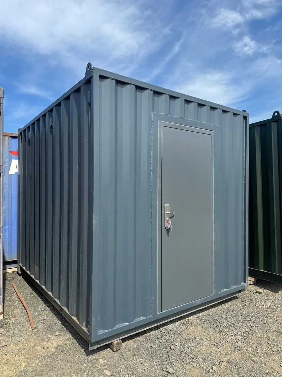 10FT X 8FT shipping container cabins - Image 4