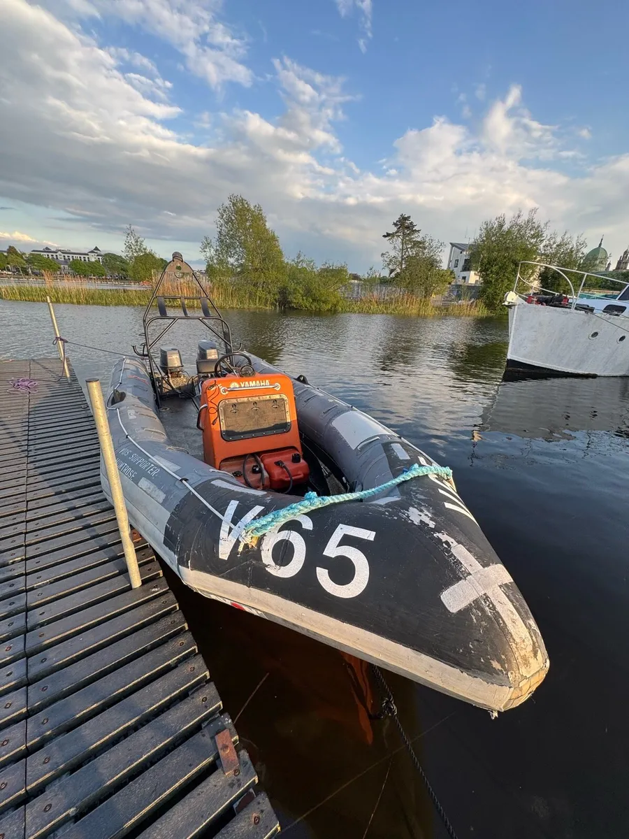 Avon SR6 Rib with twin Yamaha 60hp 2-Stroke Engine - Image 1