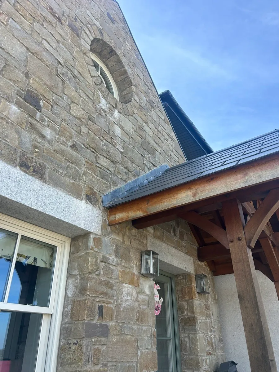 Tipperary Cream Sandstone Building Stone - Image 1