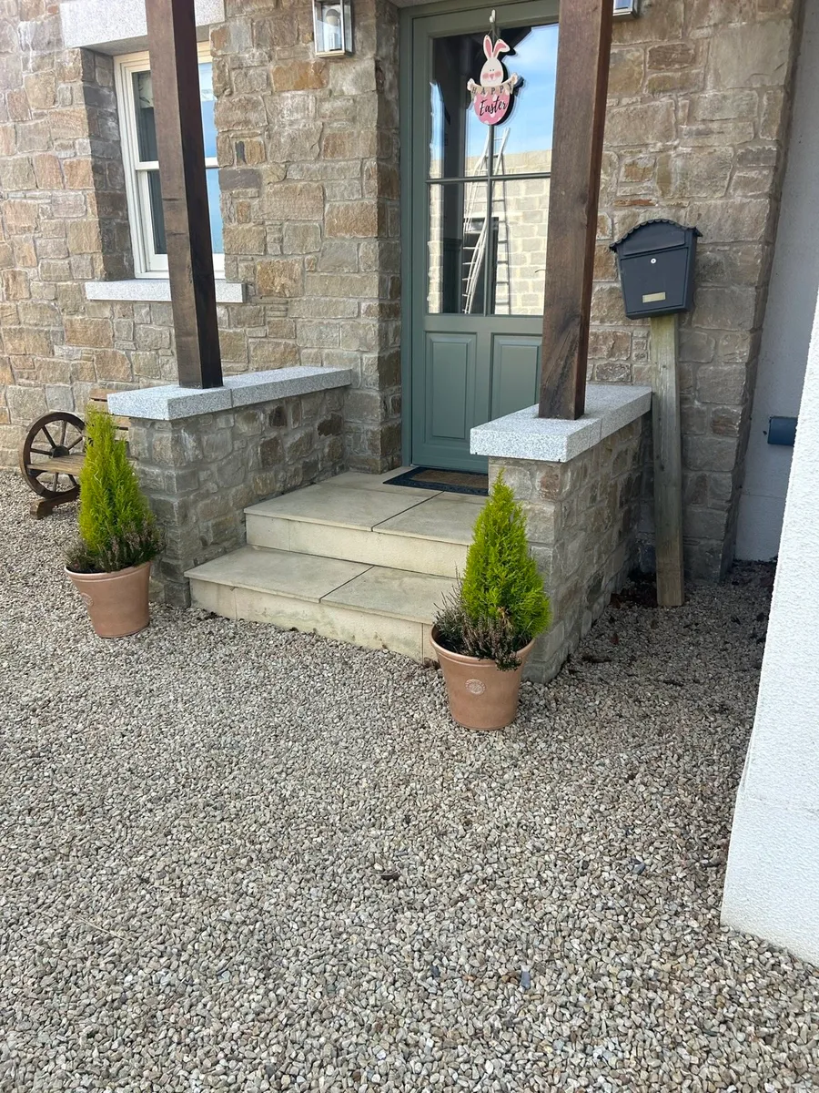 Tipperary Cream Sandstone Building Stone - Image 3