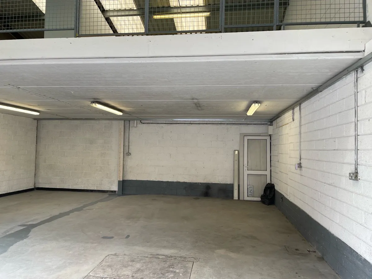 Commercial Unit to Let - Image 3