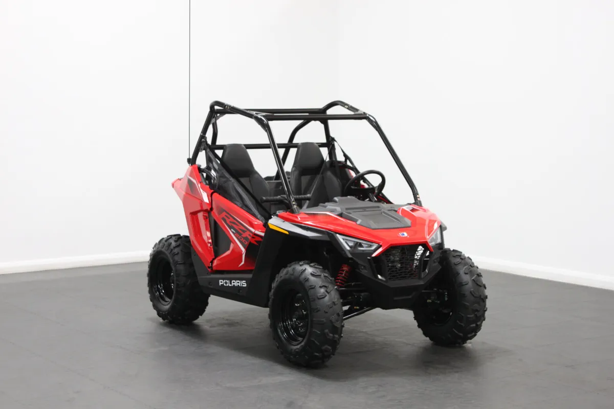 YOUTH POLARIS RZR 200 - Image 1