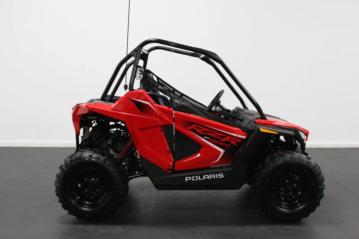 YOUTH POLARIS RZR 200 - Image 4