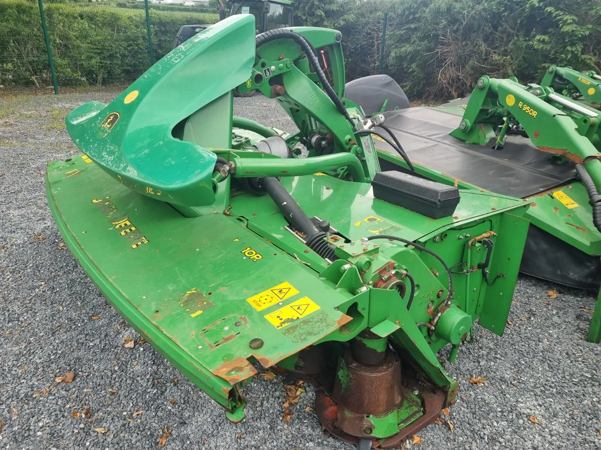 John Deere F310R (2017)