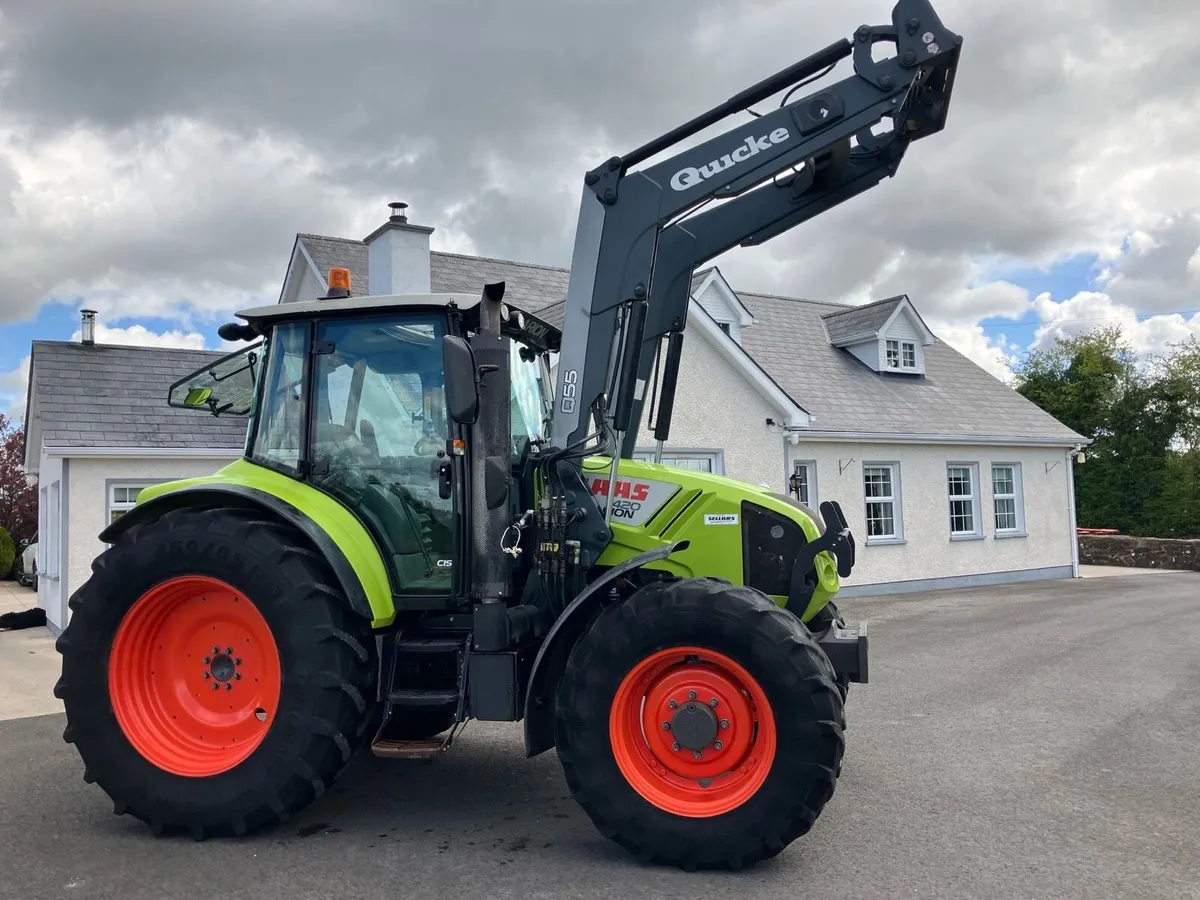2013 CLAAS with loader - Image 4
