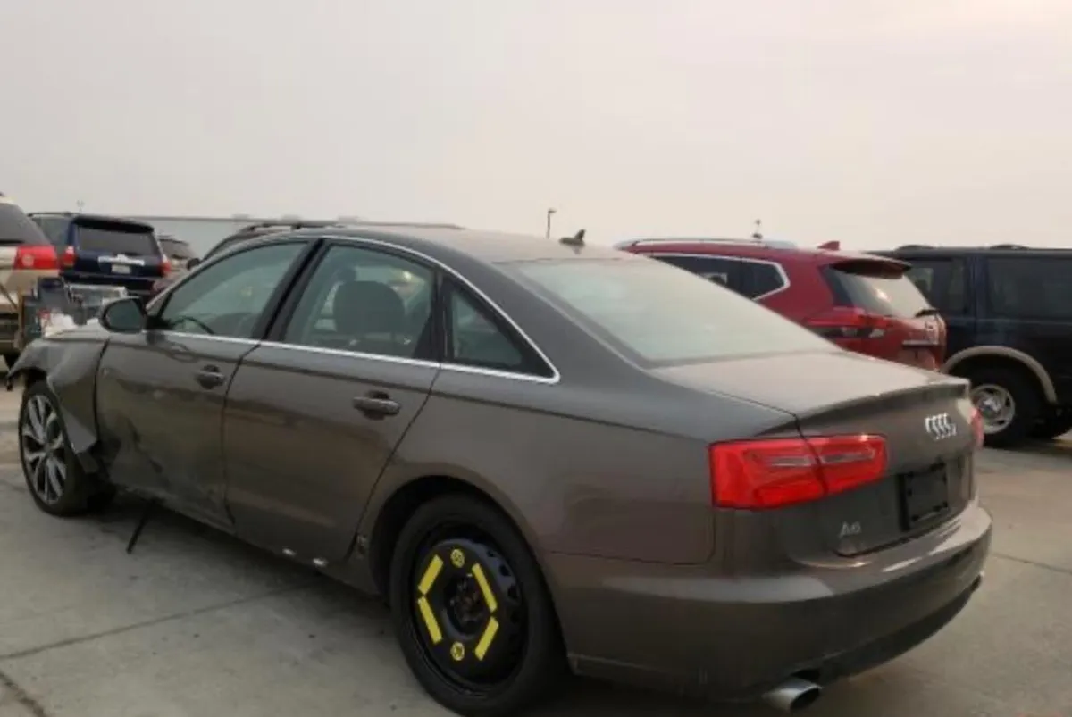 Breaking audi a6 c7 2013 2.0tdi auto Cglc pcf ly1p - Image 1