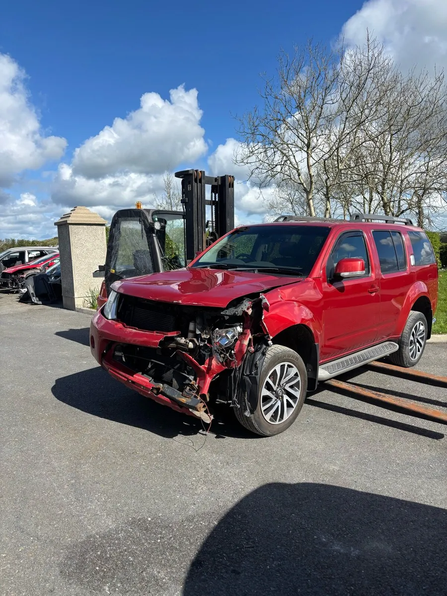 Nissan pathfinder parts - Image 3