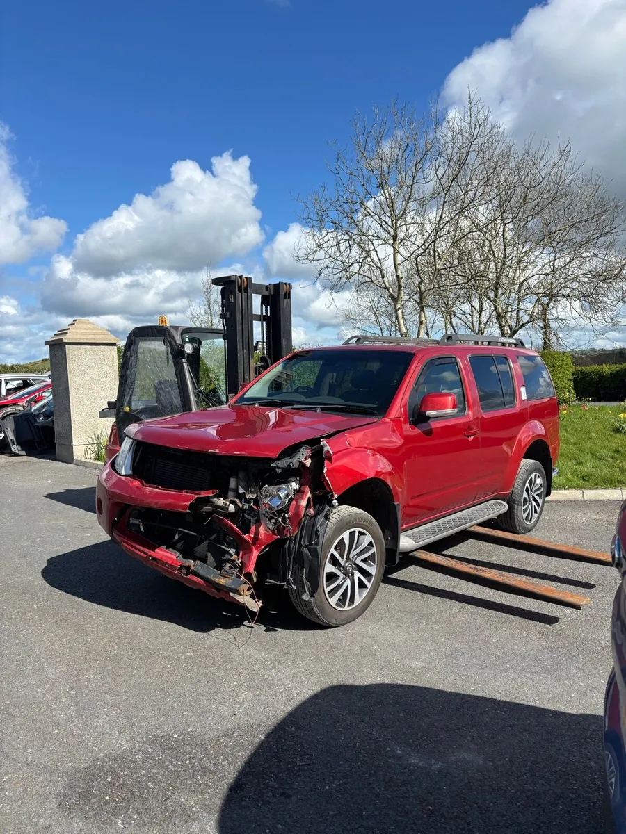 Nissan pathfinder parts - Image 4