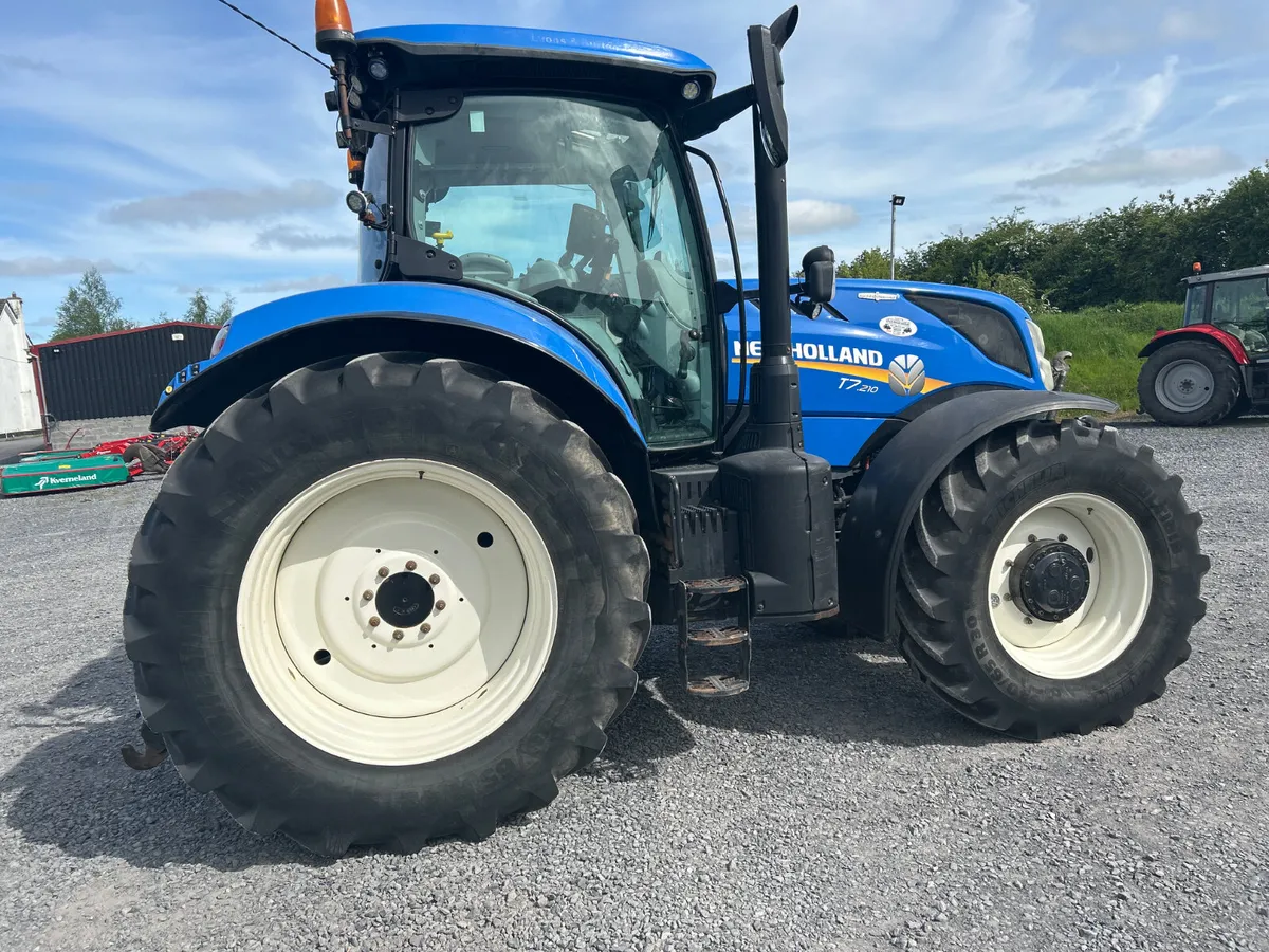 New Holland T7.210 Autocommand - Image 3