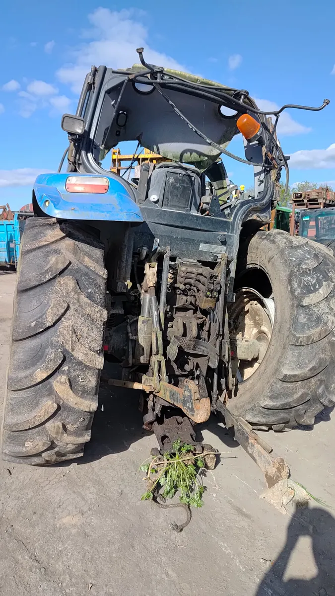 New Holland - Image 2