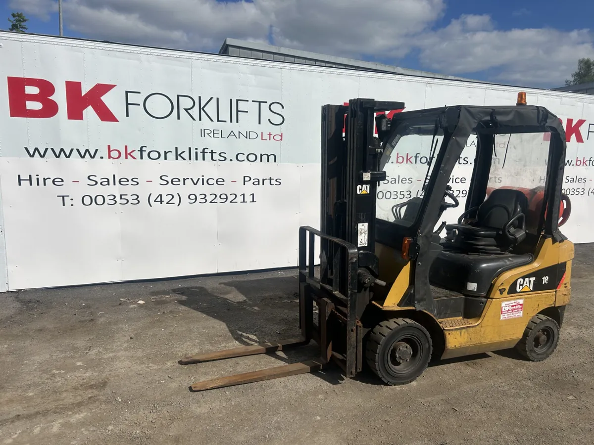 CAT Forklift - Image 1