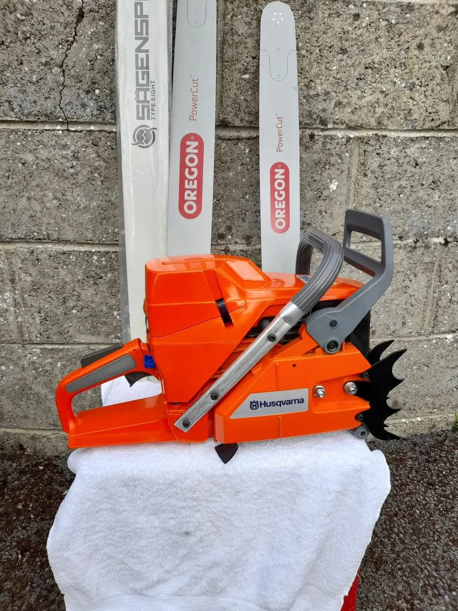 chainsaw - Image 1