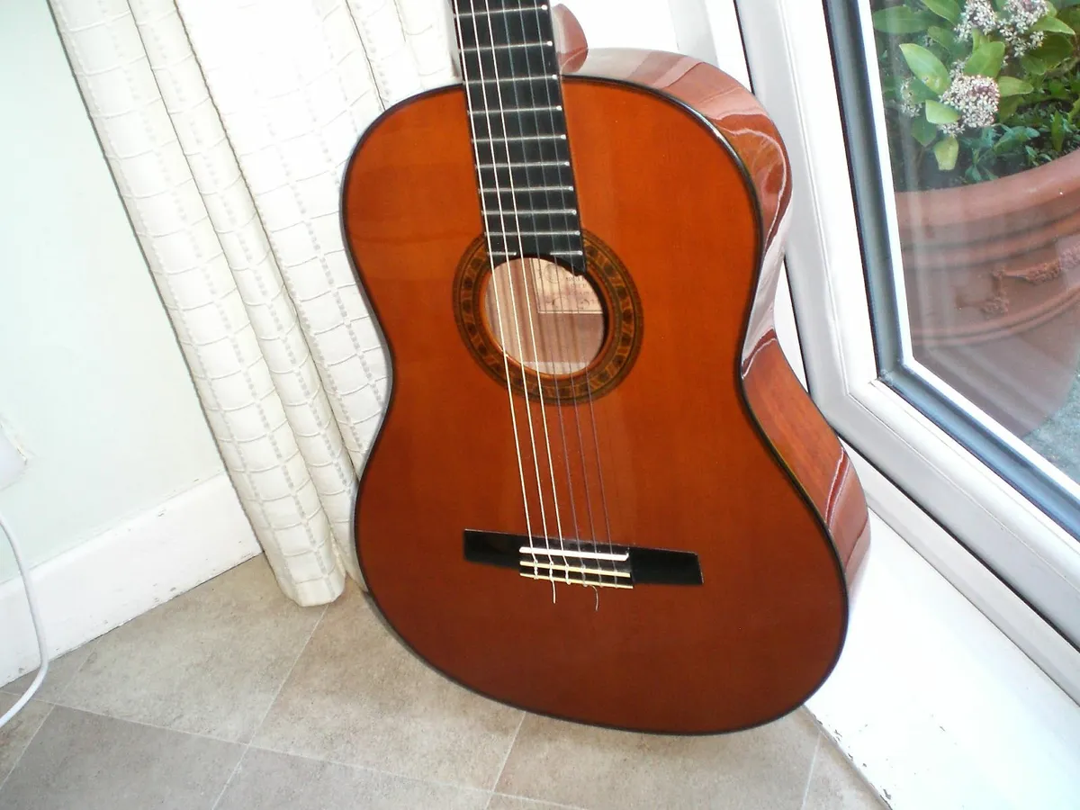 Valencia CG-180 Quality Classical Guitar. - Image 1