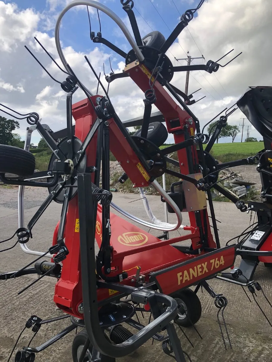 Vicon 764 Tedder - Image 4
