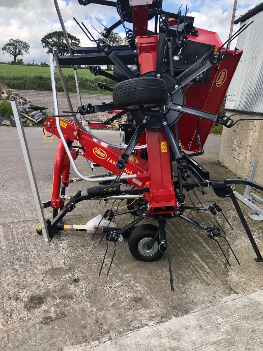 Vicon 764 Tedder - Image 2