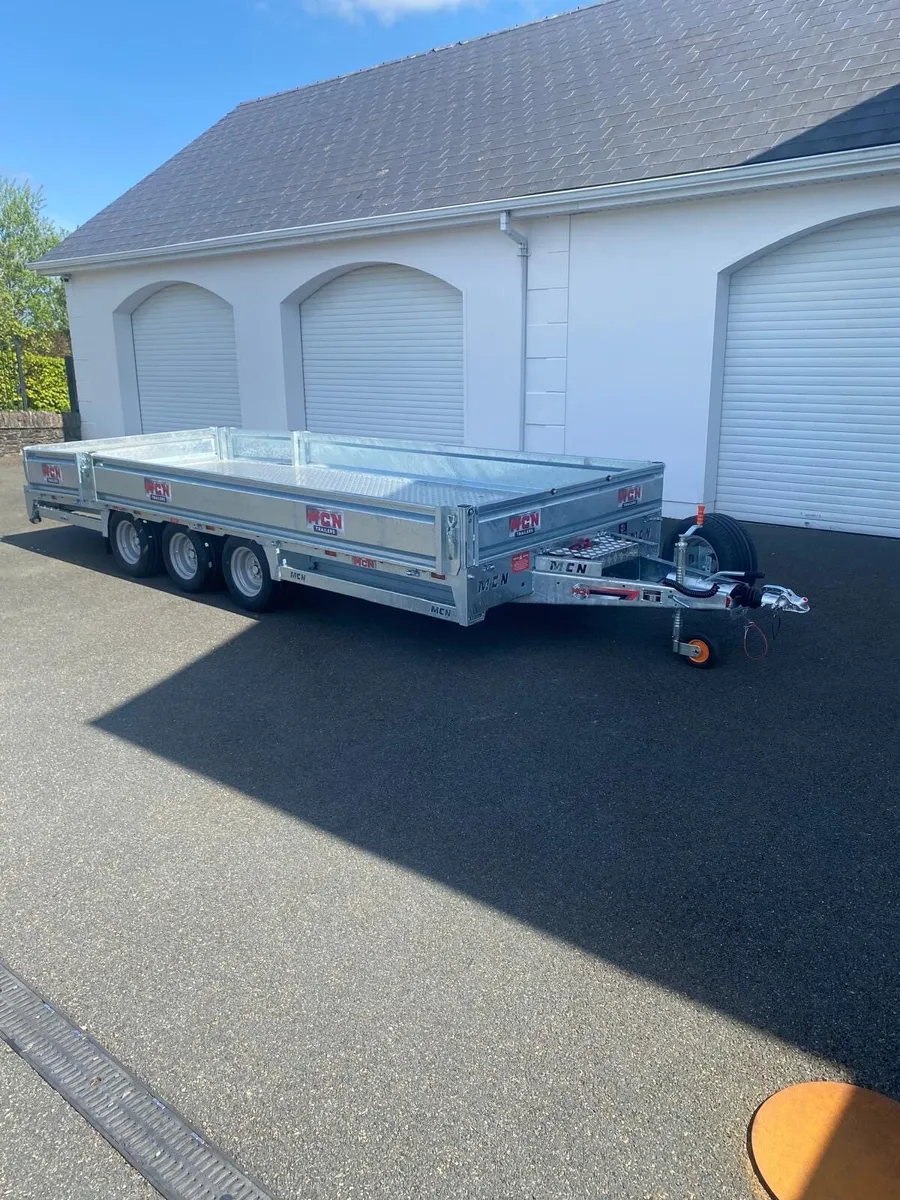 MCN Low loader beavertail - Image 1