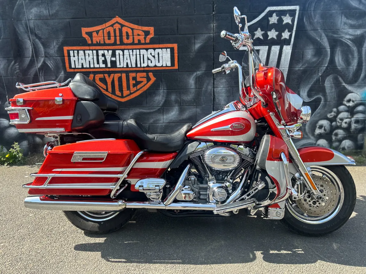 2008 HARLEY-DAVIDSON Ultra Classic CVO - Image 1