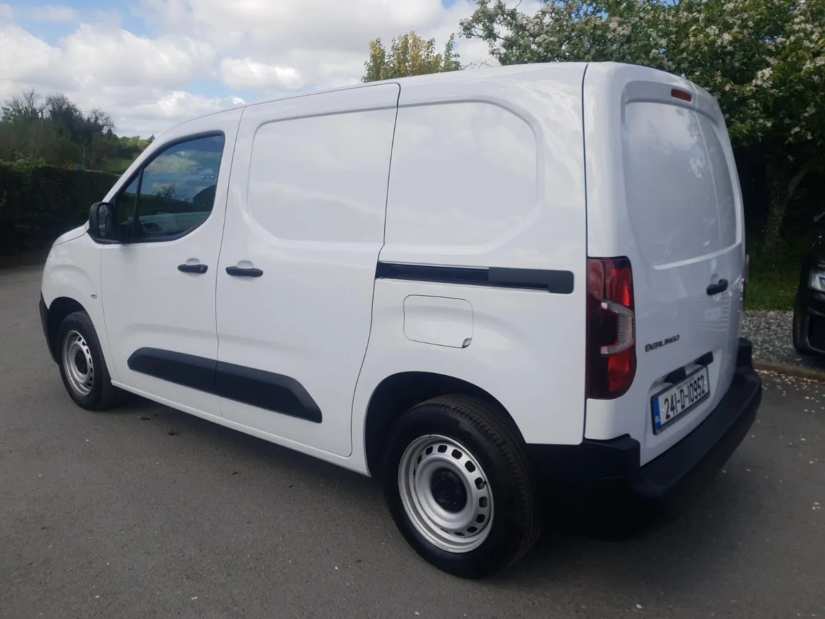Citroen Berlingo 2024 100 mwb 3 SEATER - Image 2