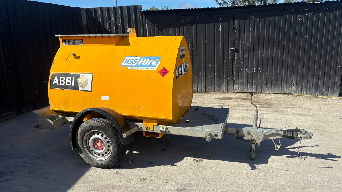 Western 950L Towable Fuel Bowser - Image 4