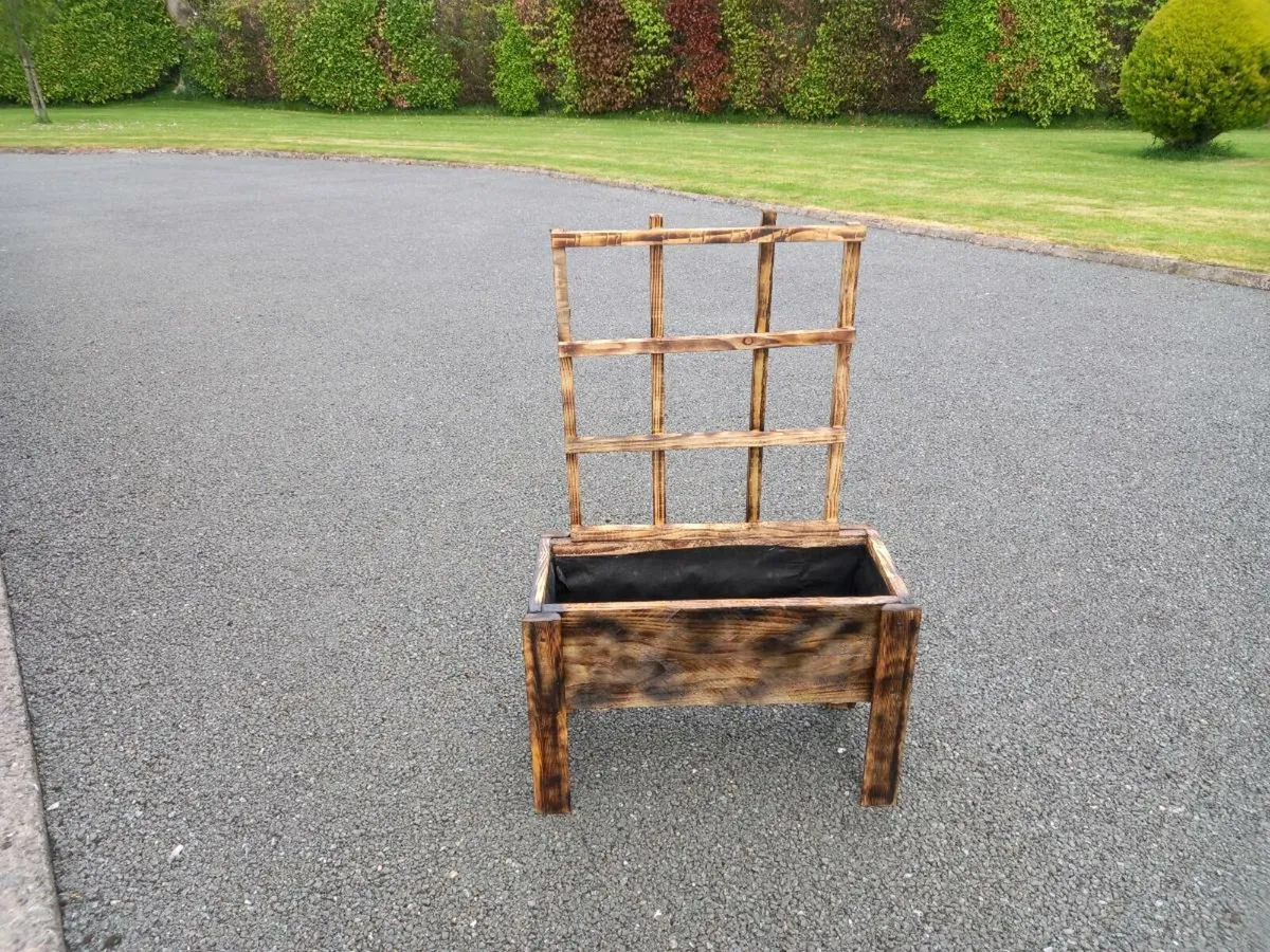 Quarter barrel planters - Image 2