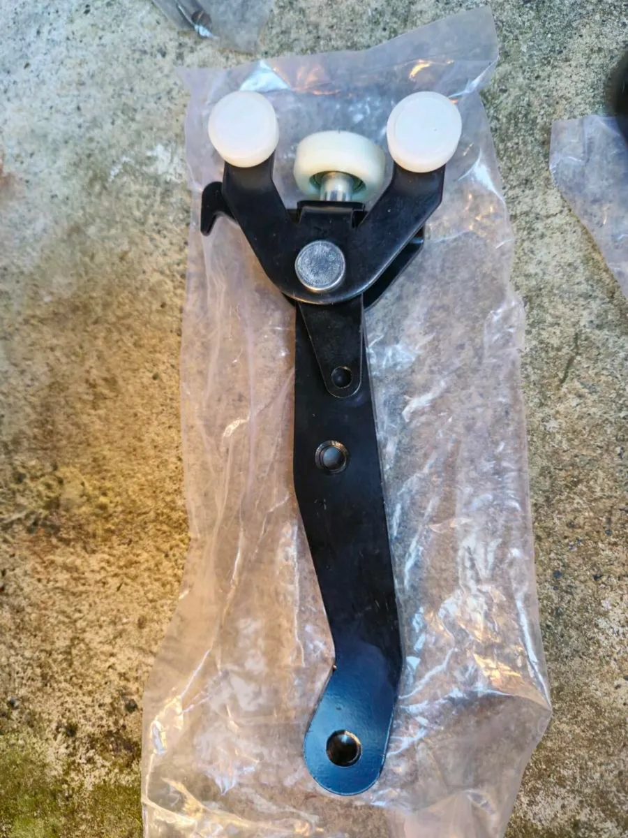 Vw t5 sliding door roller set - Image 2