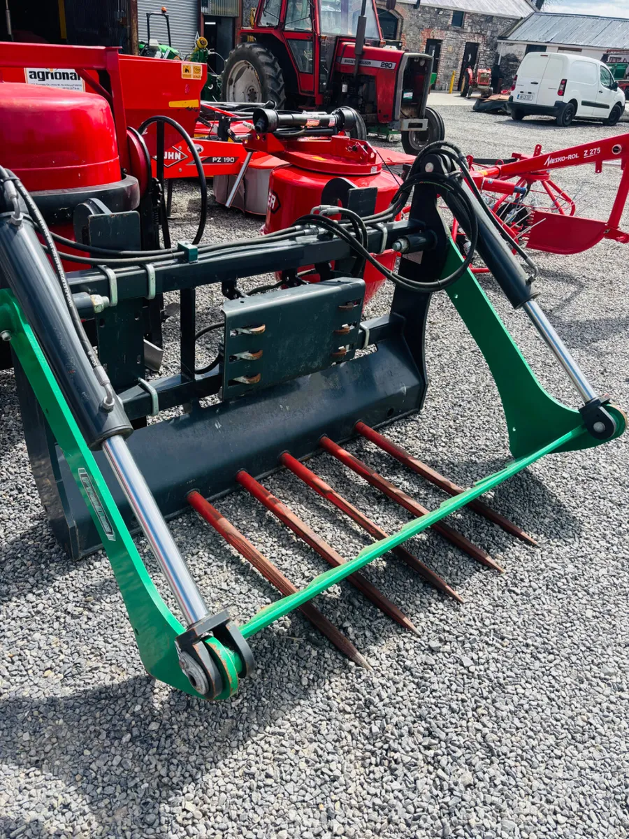 Prodig bale slicer - Image 1