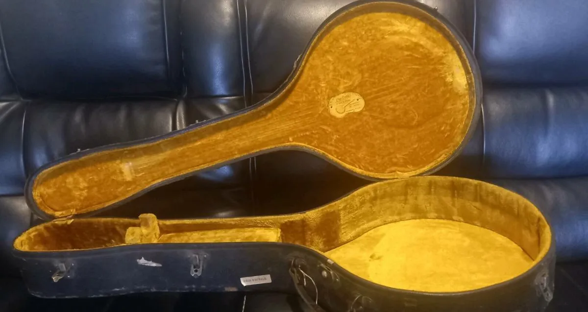 Antique 1920's Ludwig Banjo Hardcase - Image 1