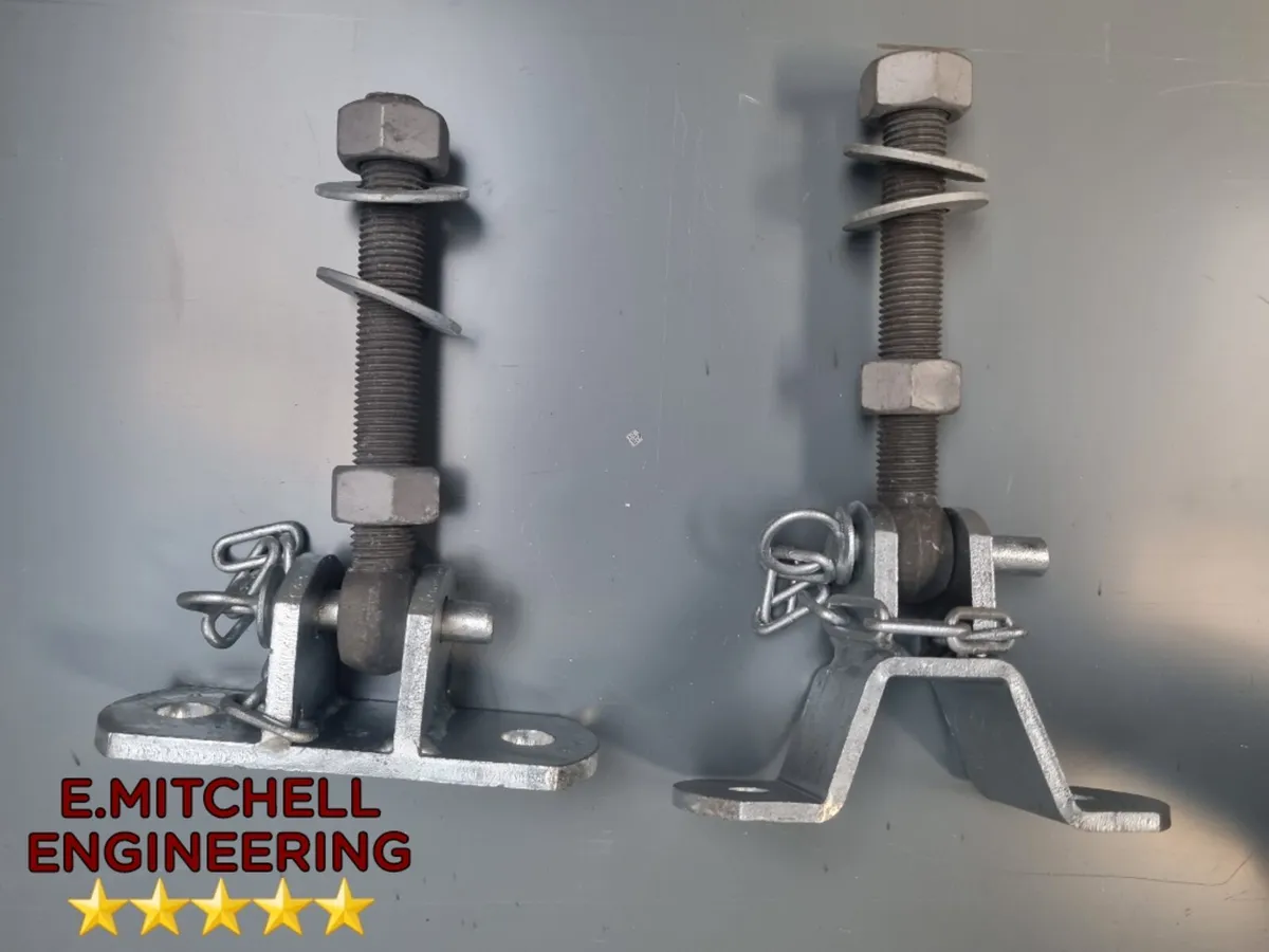 Gate hangers and eye bolts. - Image 3