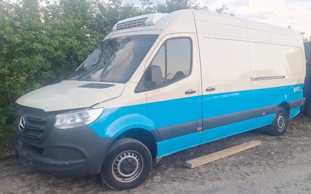 2023 Mercedes Sprinter 317 RWD For Dismantling - Image 1