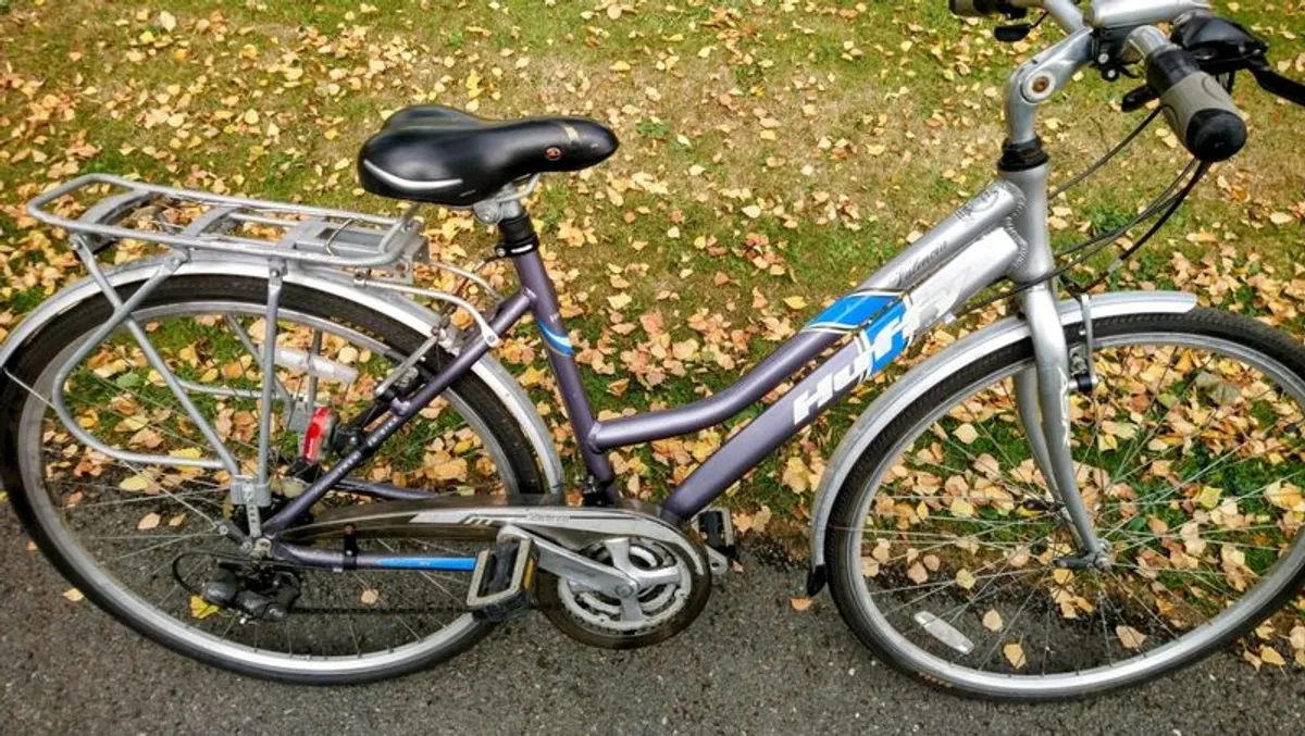 city/trekking bike - Image 1