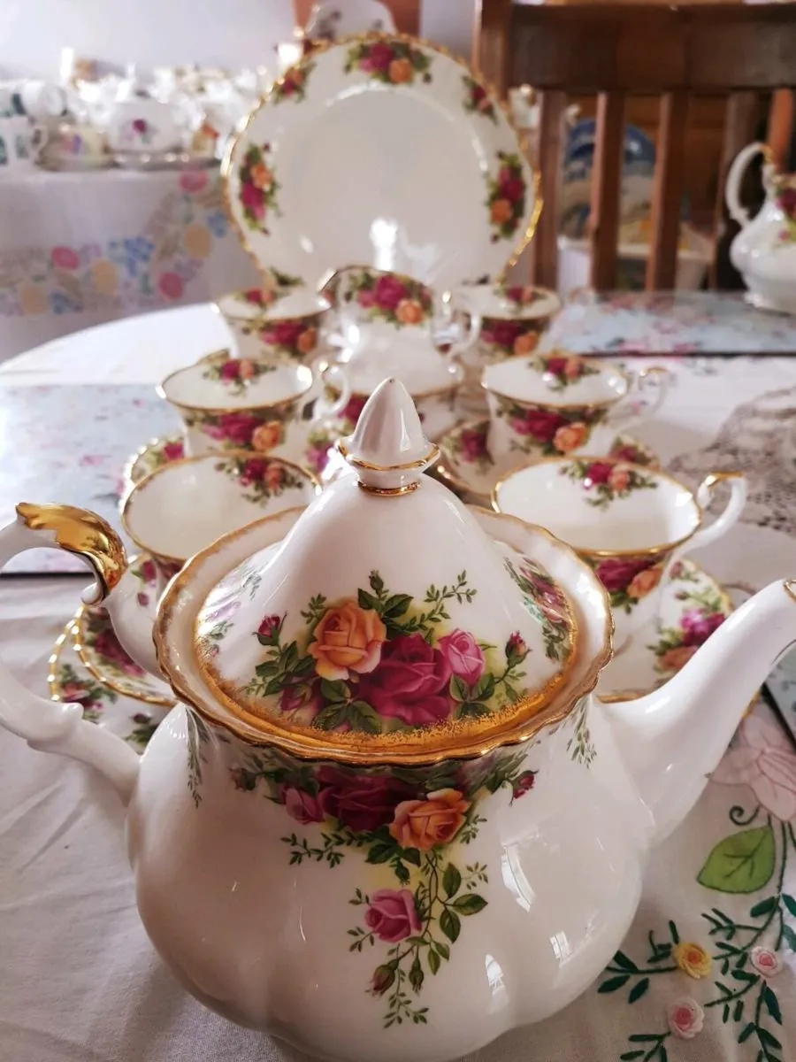 Original stamp old country roses - Image 2