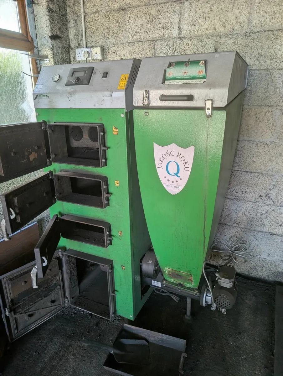 25kW Slack/Coal/Pellet burner, automatic feeder - Image 1