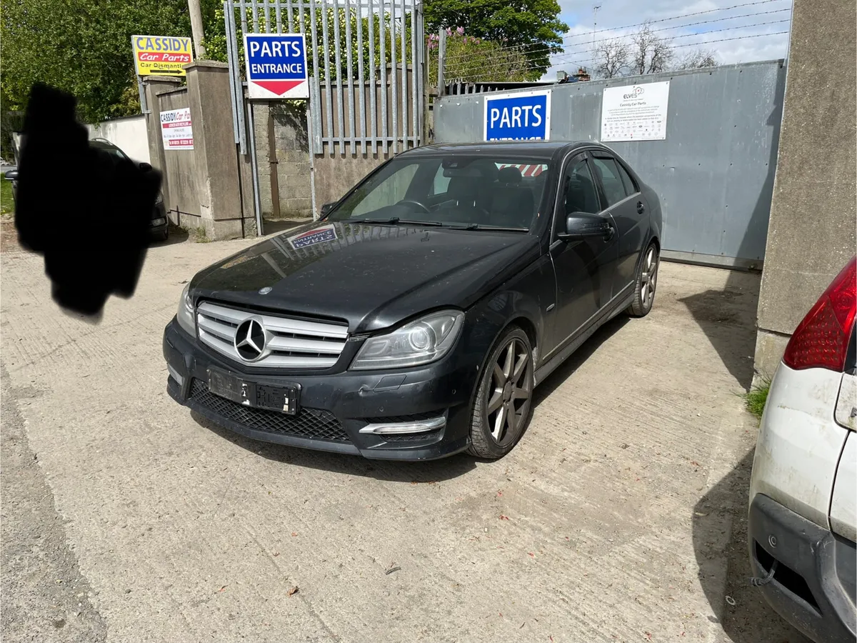For Parts 2013 Mercedes C class  diesel - Image 3