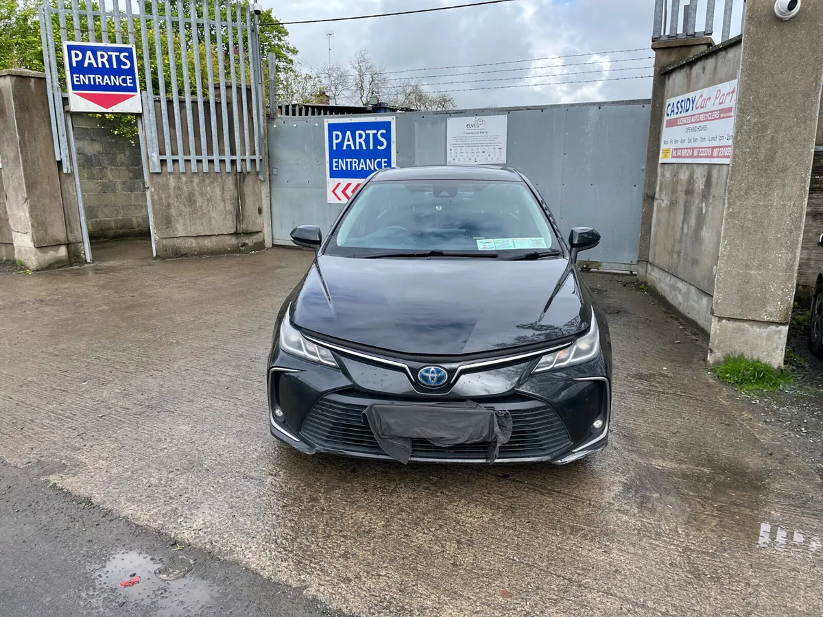 For Parts 2019 Toyota Corolla hybrid - Image 1
