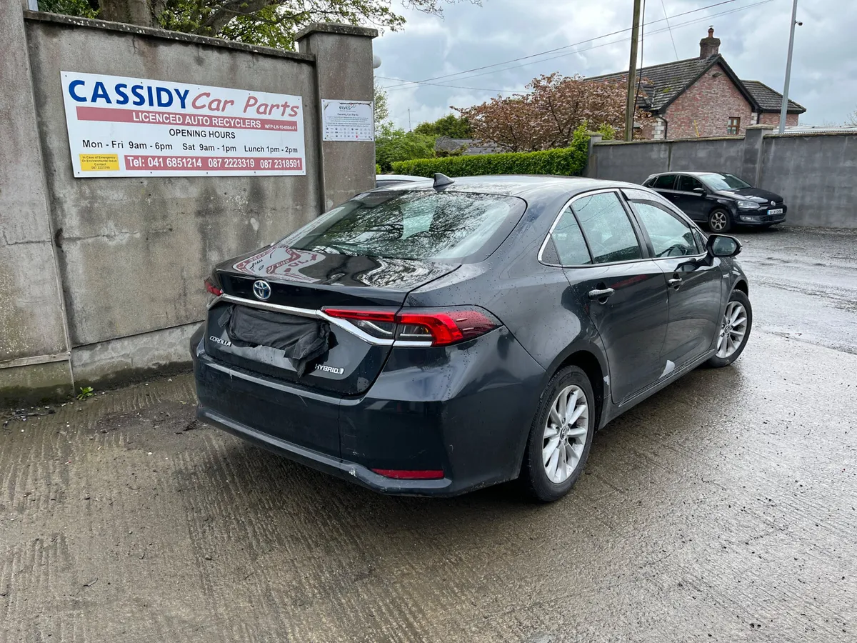 For Parts 2019 Toyota Corolla hybrid - Image 4
