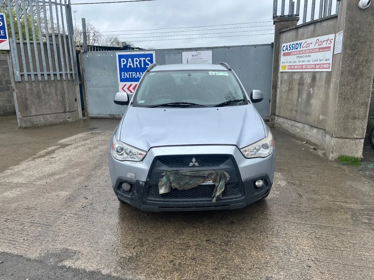 For Parts 2011 Mitsubishi ASX 2l diesel - Image 1