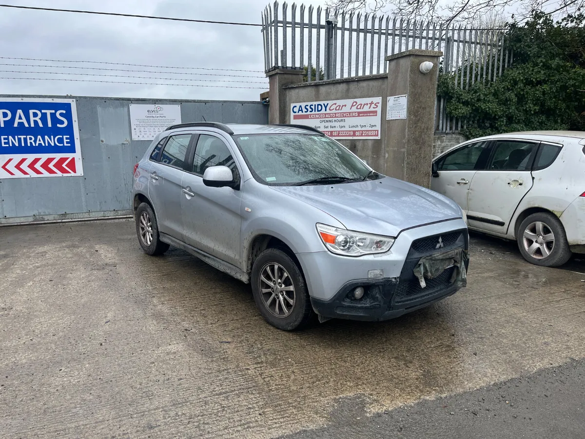 For Parts 2011 Mitsubishi ASX 2l diesel - Image 3