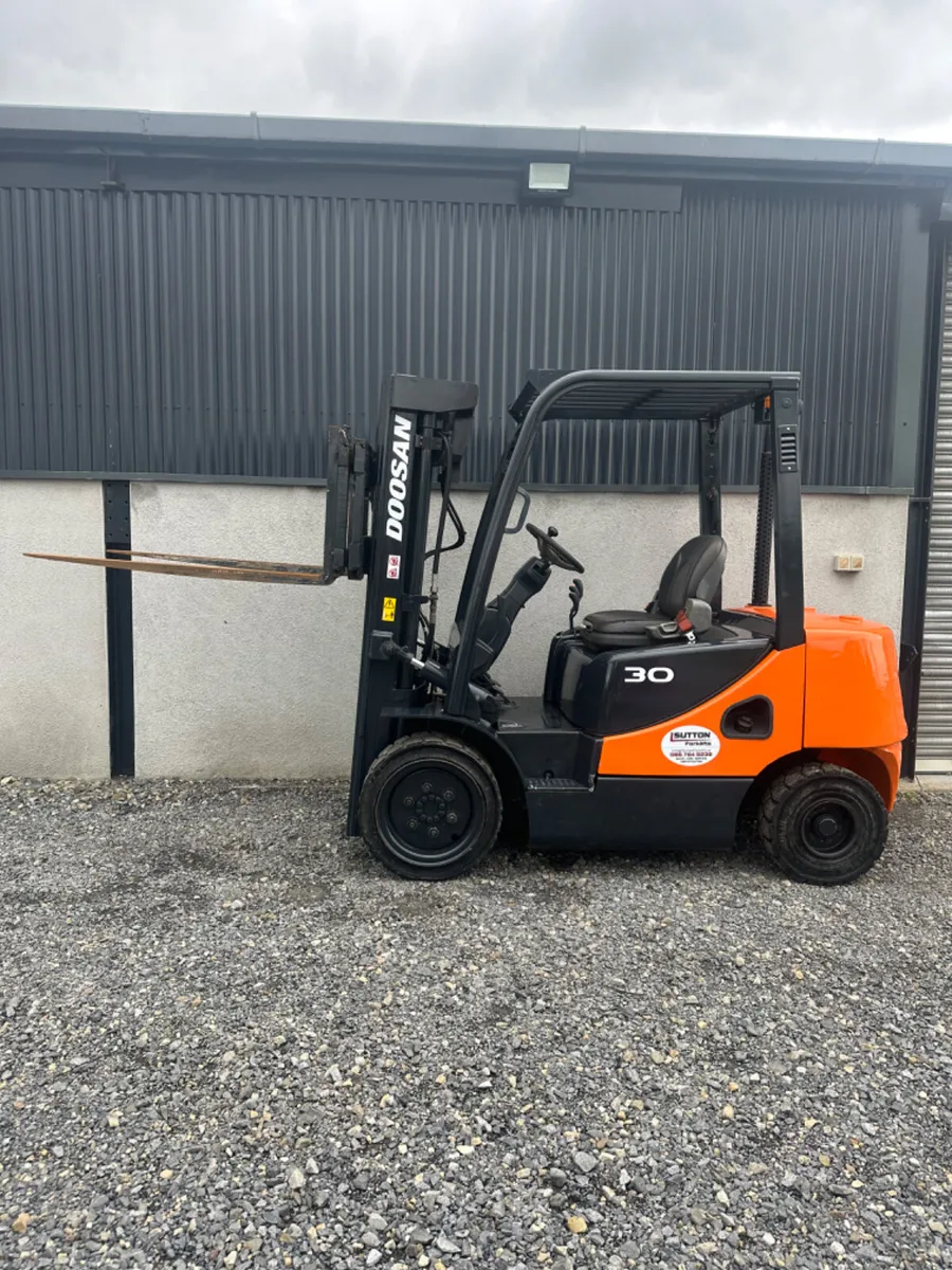 Used Forklifts Sales - Image 2