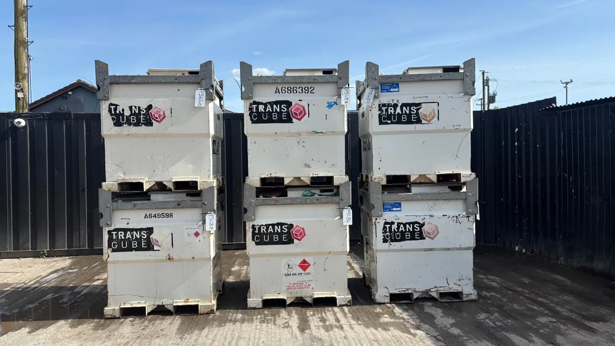 Western 950L Fuel Cubes - Image 2