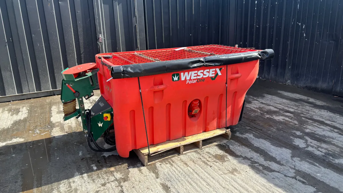 NEW Wessex PolarOne Salt Spreader - Image 3