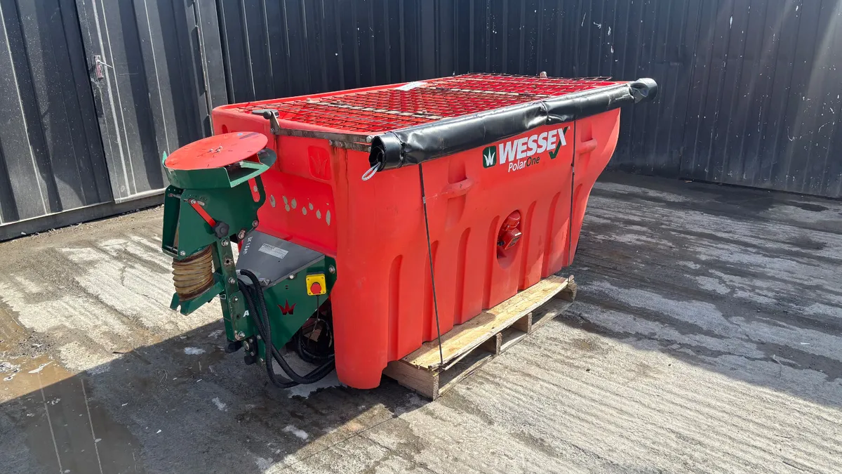 NEW Wessex PolarOne Salt Spreader - Image 4