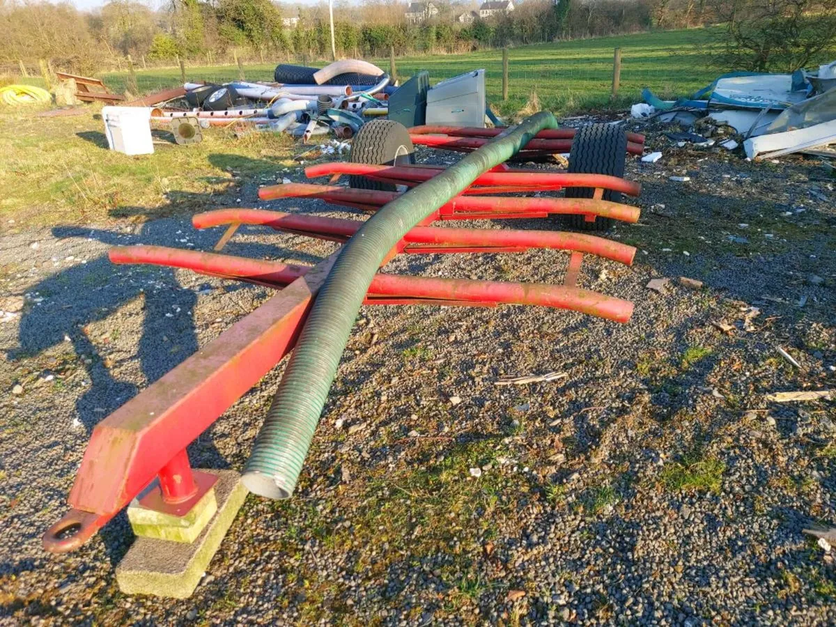 6 round bale trailer - Image 1