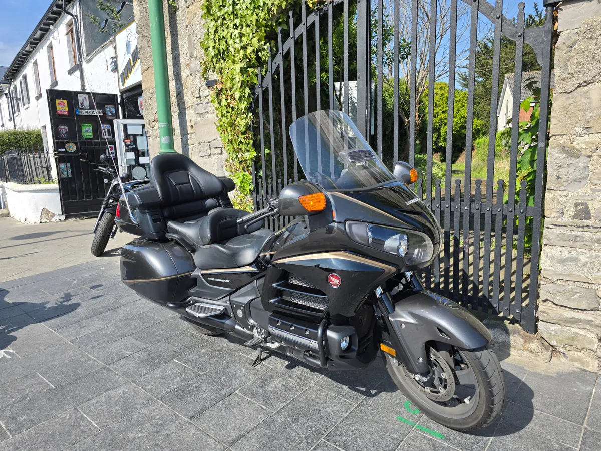2019 HONDA GOLDWING GL1800 MOTO4U - Image 4
