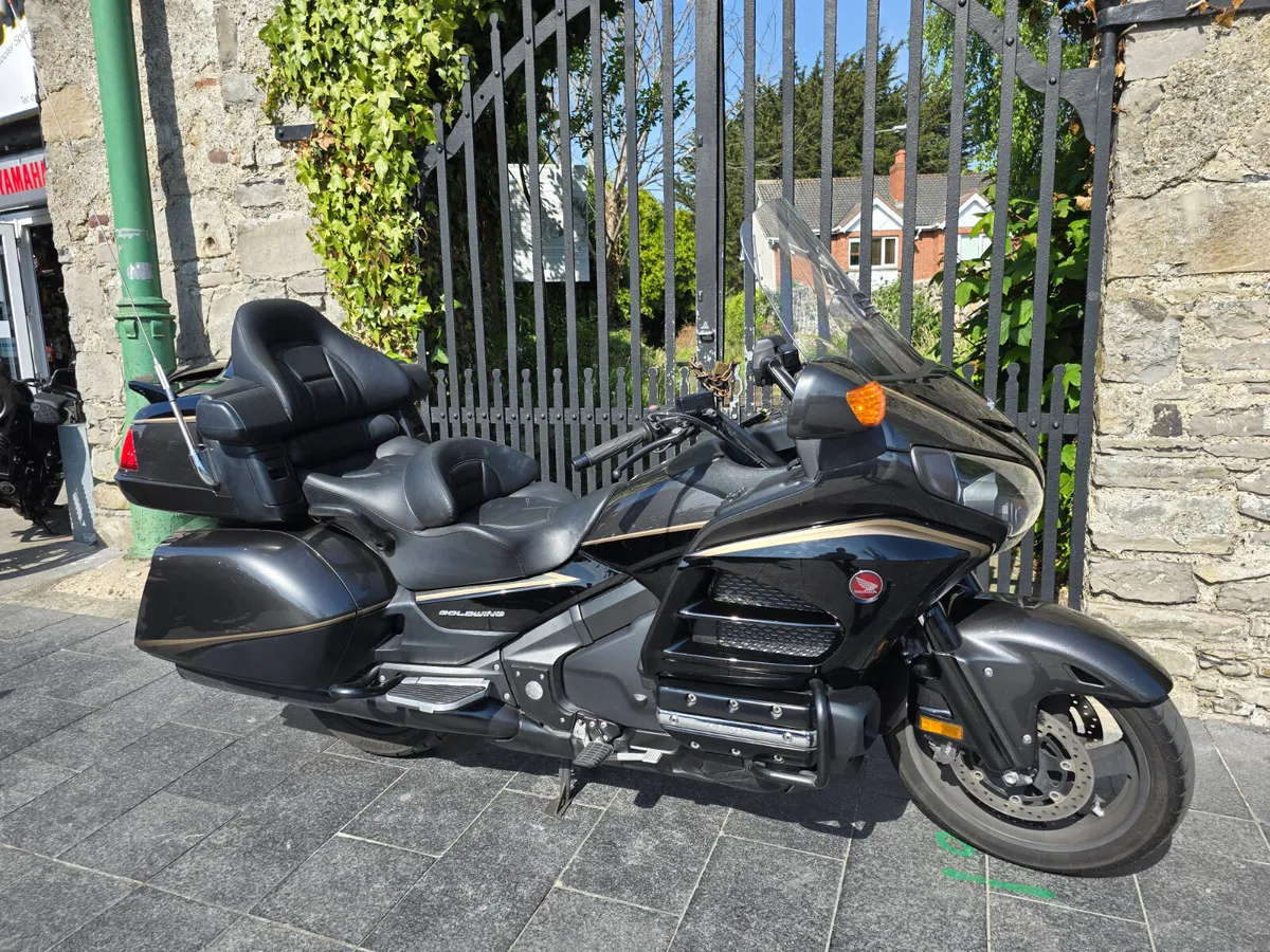 2019 HONDA GOLDWING GL1800 MOTO4U - Image 1
