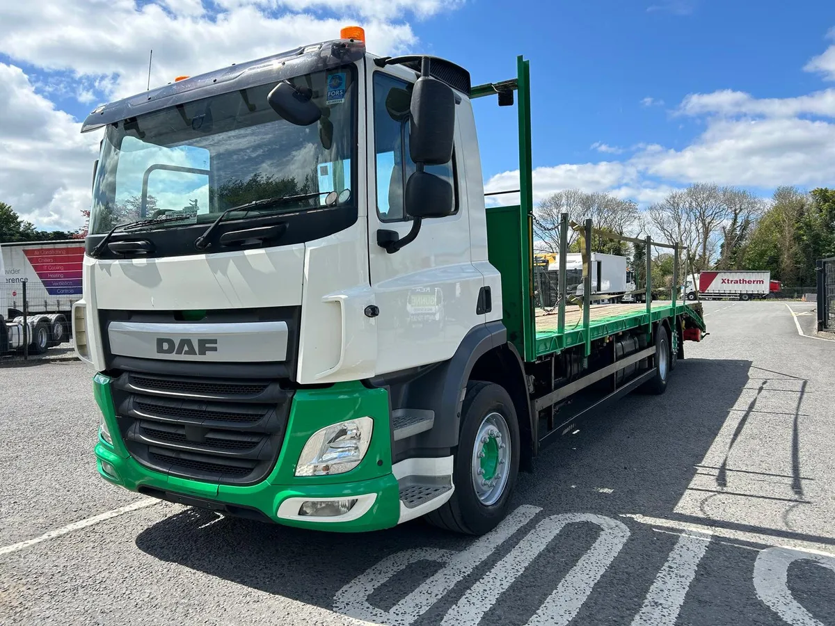 2017 Daf CF 330 cheesewedge beavertail 30ft body - Image 3