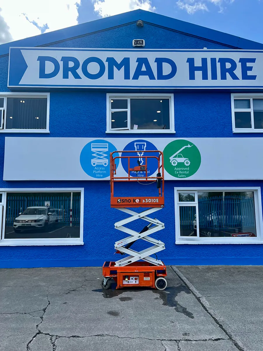 Snorkel S3010E Electric Scissor Lift - Image 1