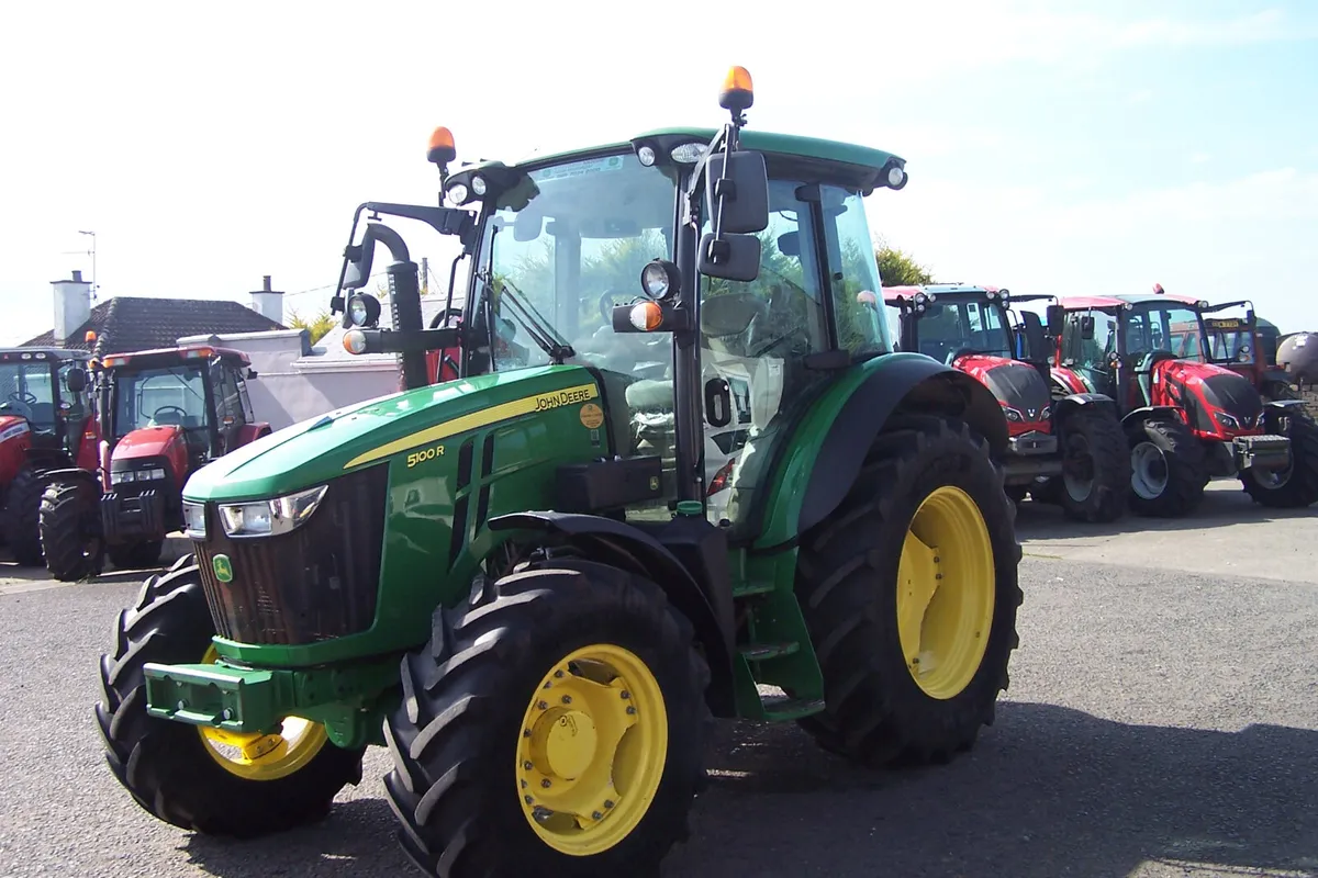 2018 John Deere 5100 - Image 3