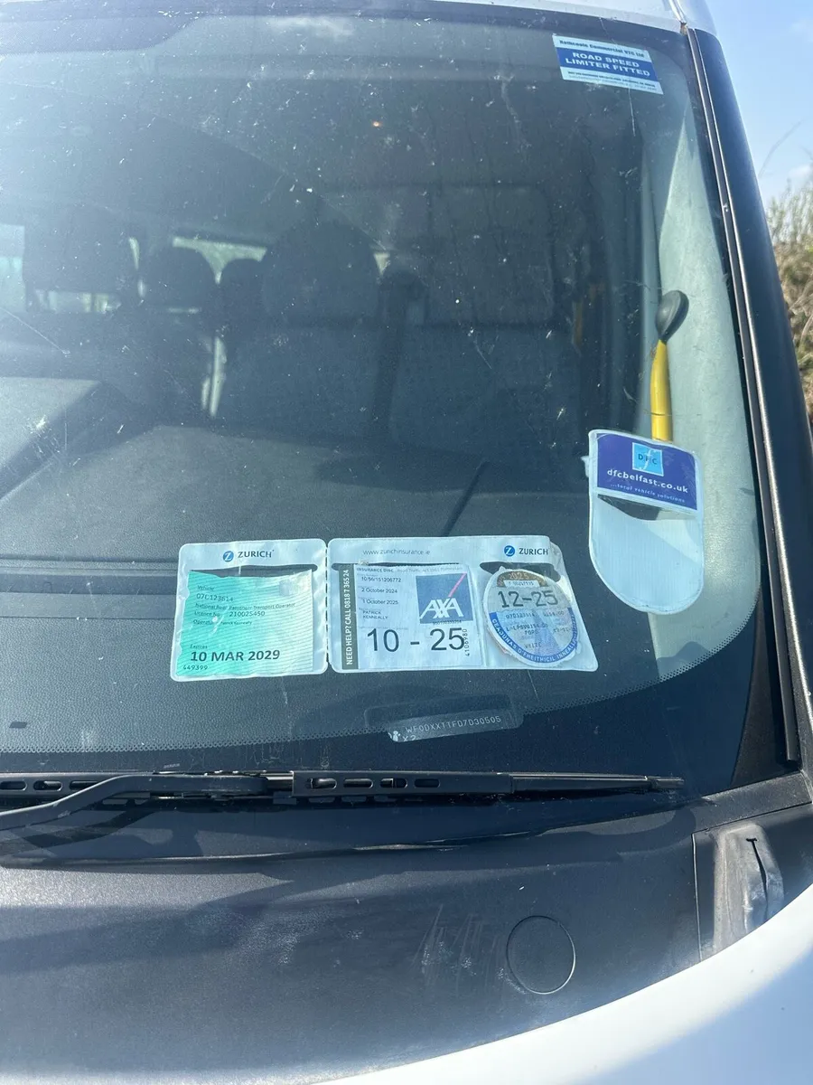 Buses & coaches - Image 2